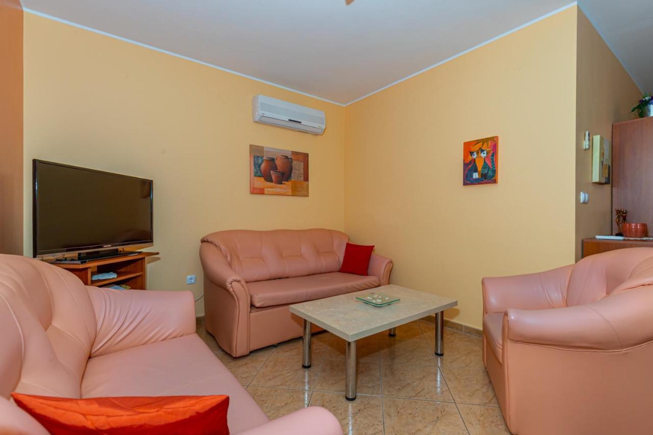 Apartman Rima ดรามัลย์ ภายนอก รูปภาพ